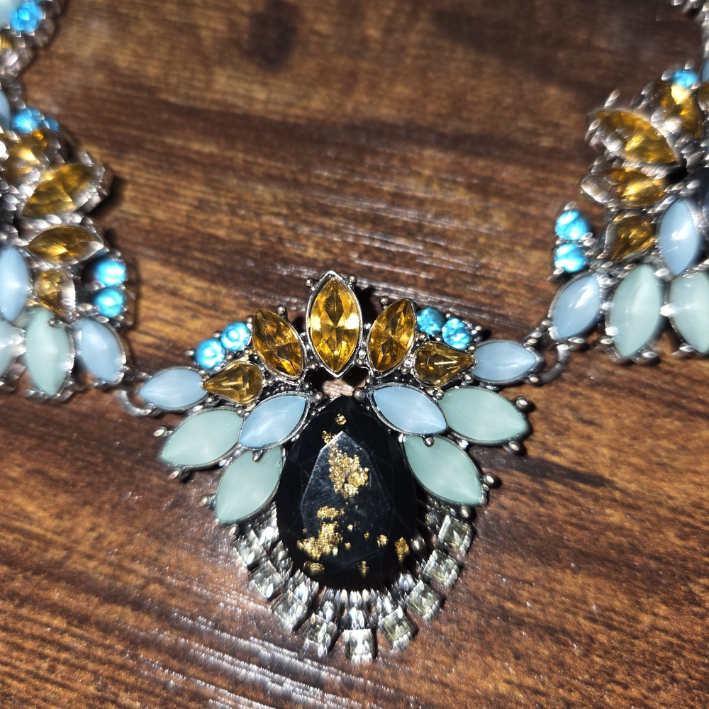 BOGO💖Multicolor Gem Statement Necklace - Picture 4 of 5